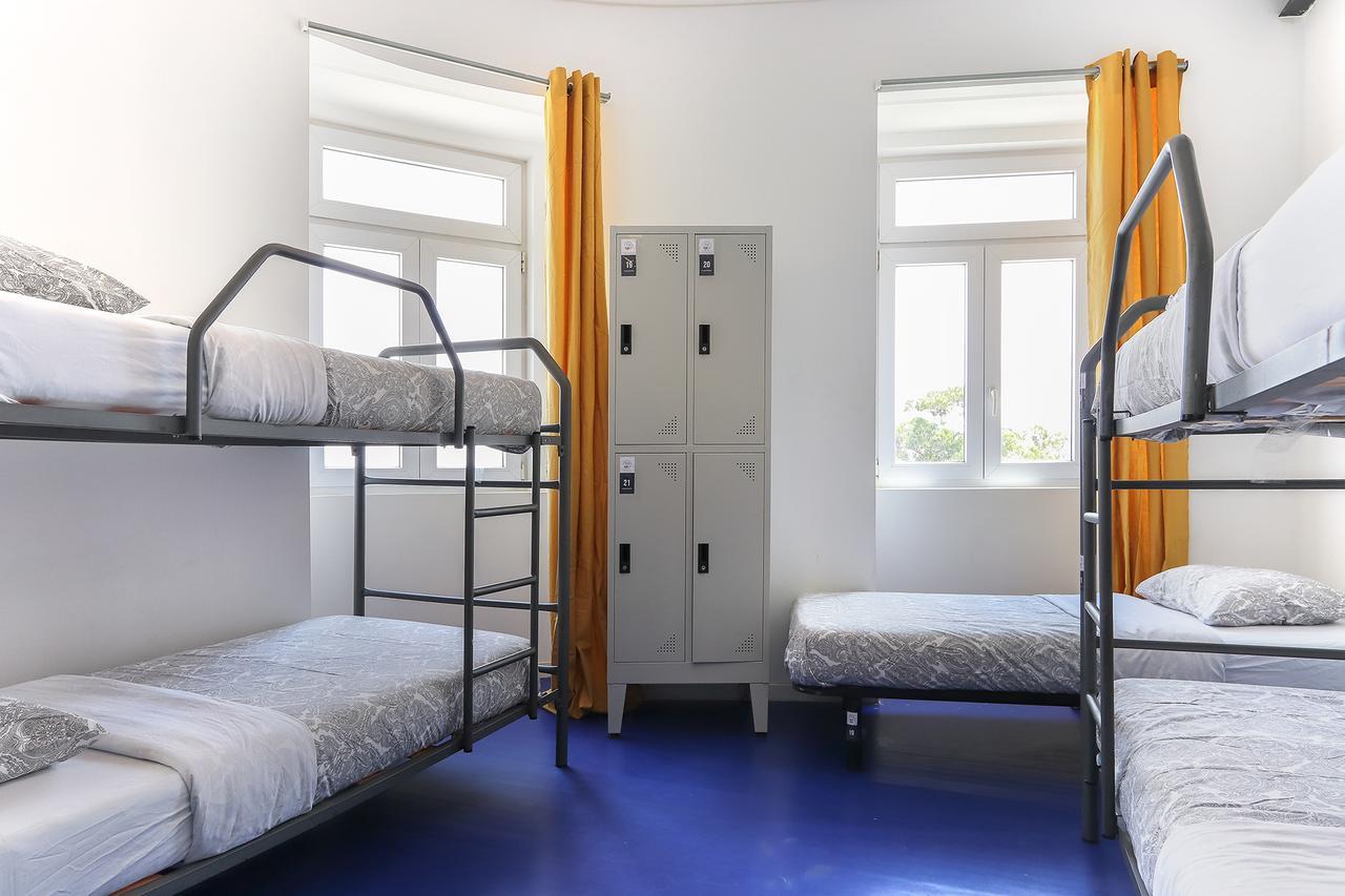 Kab+1 Hostel Lisbon Luaran gambar